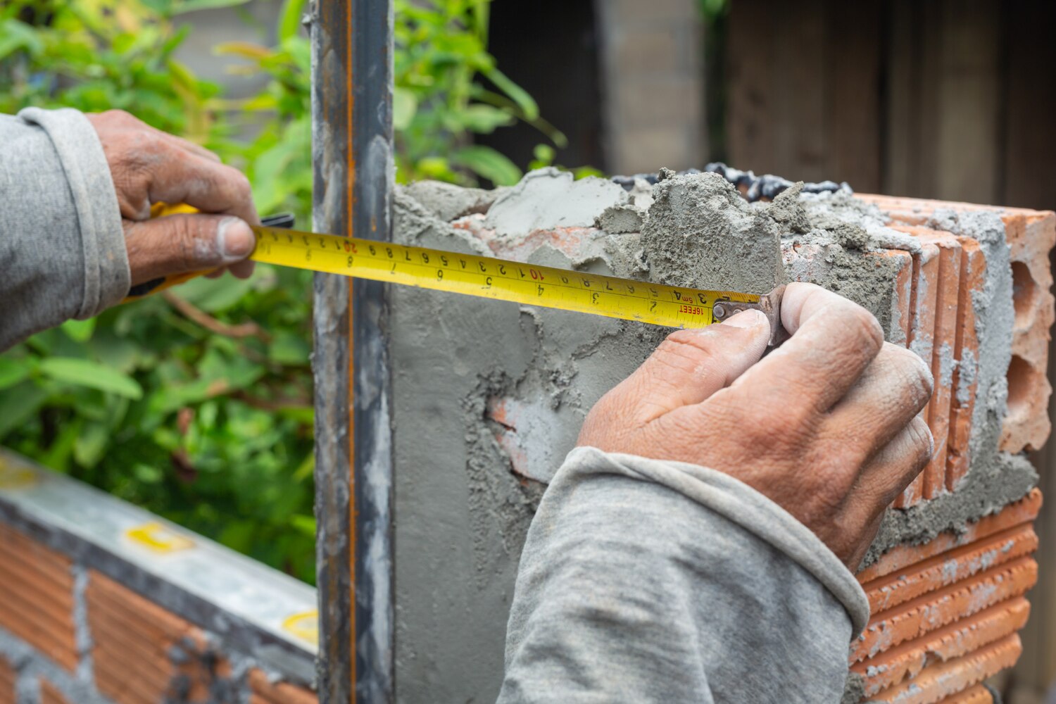 Structural crack repair and sealing